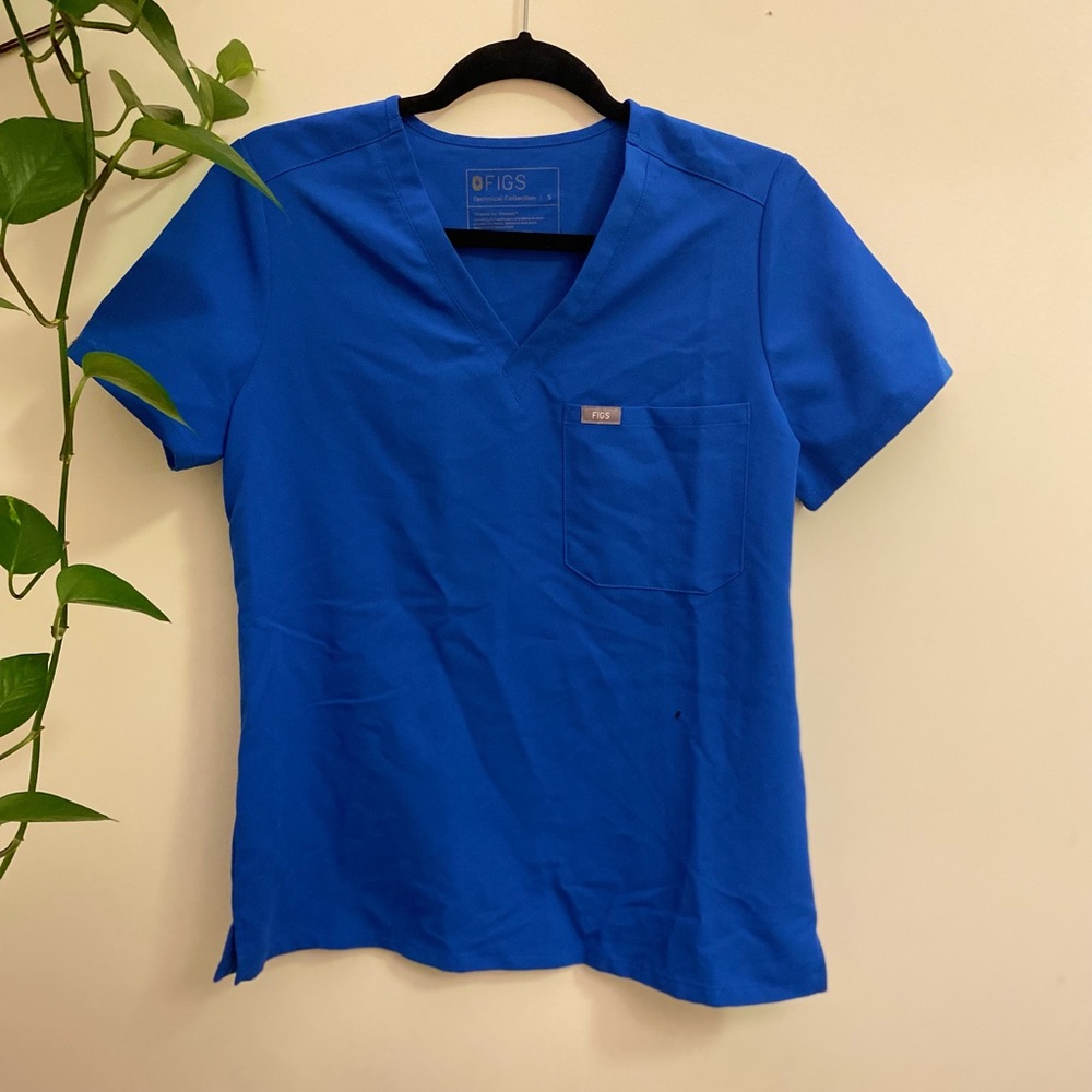 Figs Scrub Top